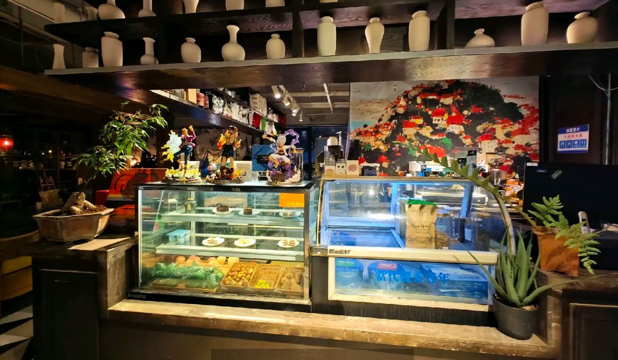 (转让)卡门咖啡厅转让，客源稳定，位于方圆荟广场，接手即可经营。