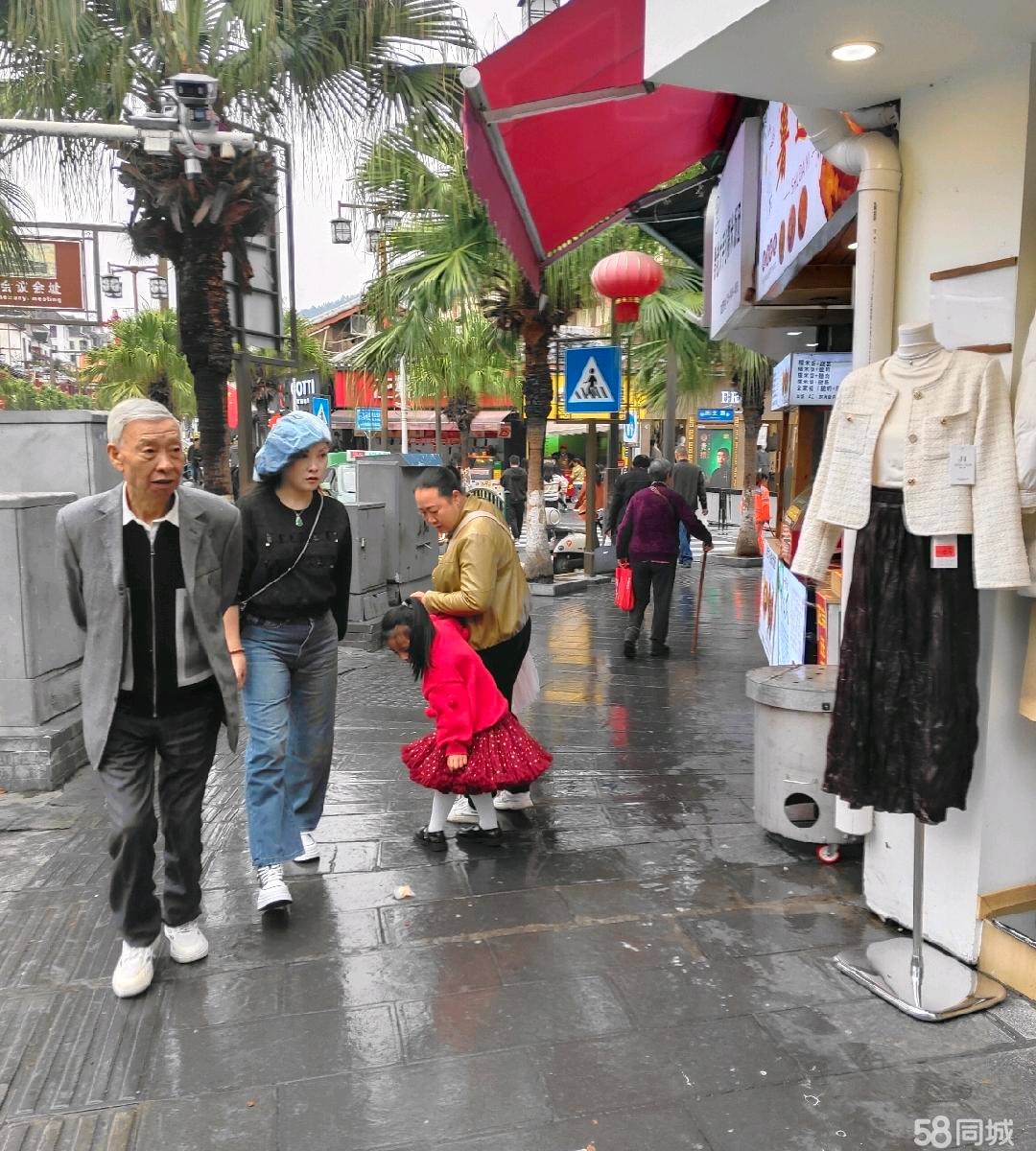 (转让)20万包全部，衣服衣架押金和租金不带走一点。