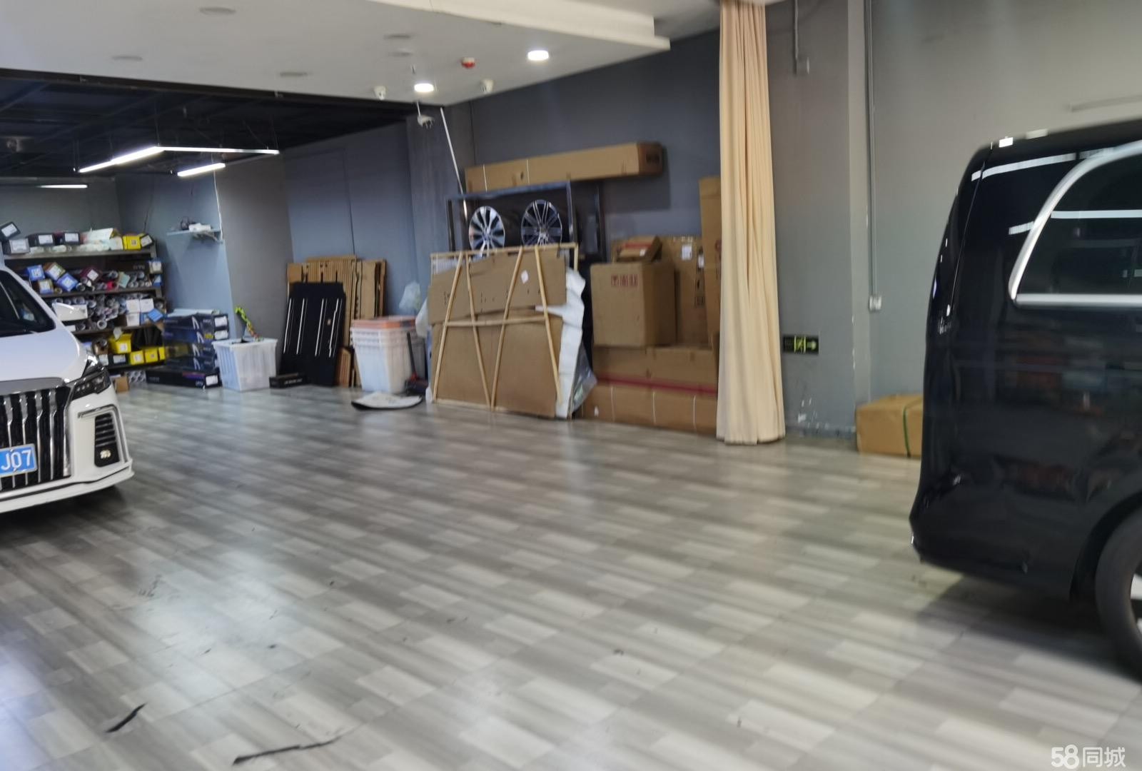 (转让)成熟汽配市场，现经营汽车外观内饰改装，太阳膜，改色膜，车衣。