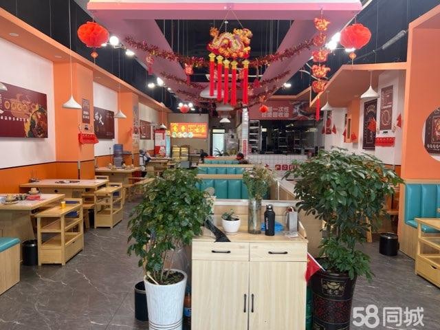 (转让)交通便利，门店地理位置好，人流大，采光，通风效果好