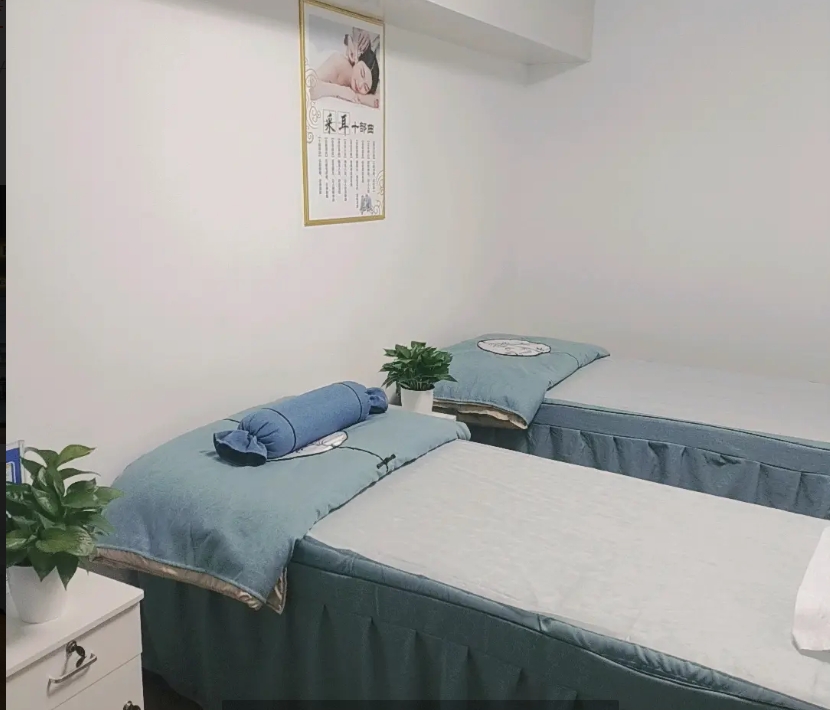 (转让)本店在凯莱国际，周边都是富人小区