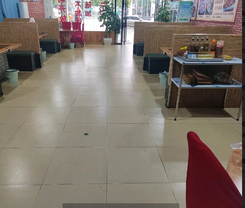 (转让)商铺，做餐饮店