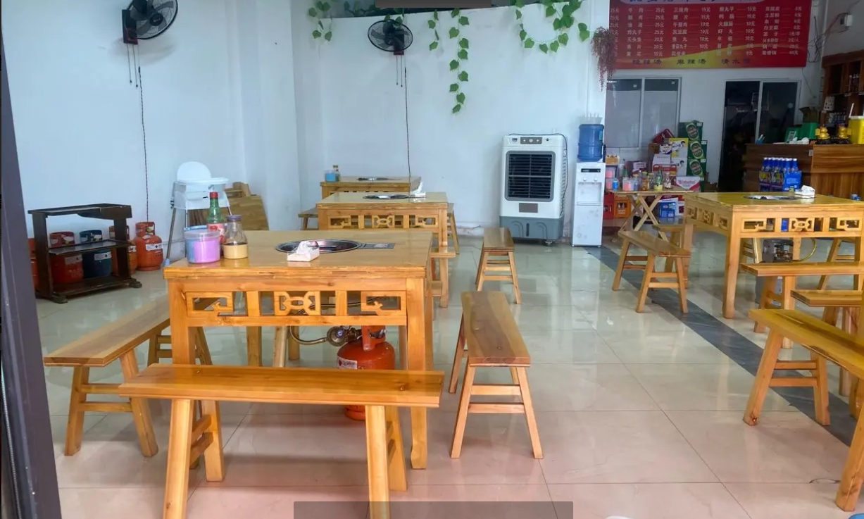(转让)附近都是小区，门口有个大超市