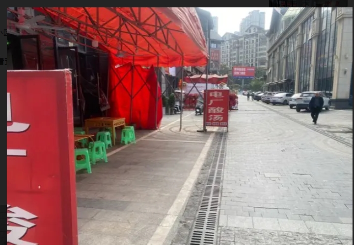 (转让)附近都是小区，门口有个大超市