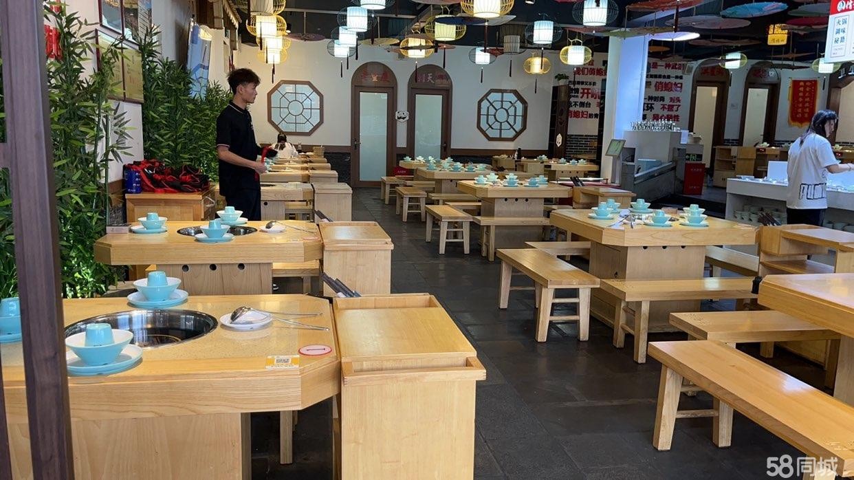(转让)会址旁边400平商铺转让