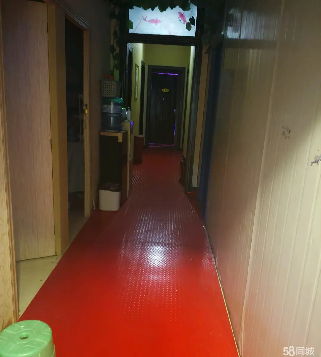 (转让)在路边上楼方便客源稳定