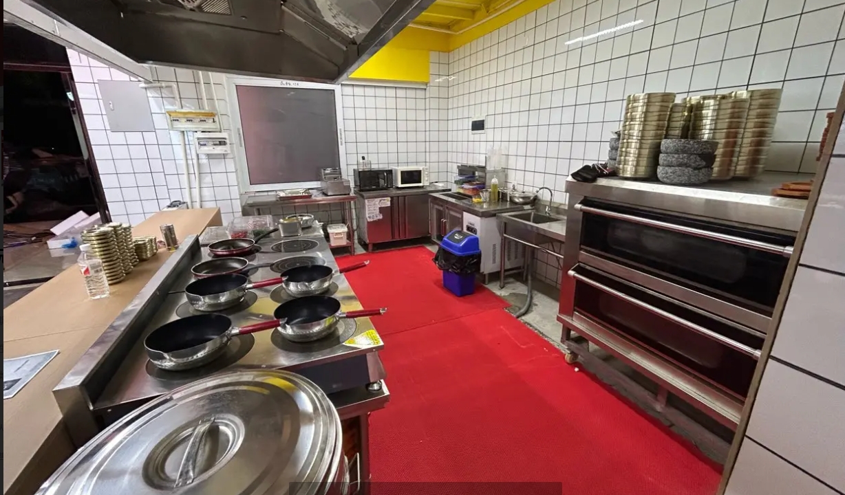 (转让)大学城拌饭店操作空间很大