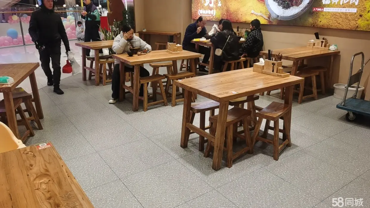 (转让)位于习水万达广场3楼人流较多业绩较稳定