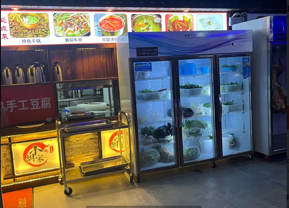 (转让)位置很好很适合搞餐饮店