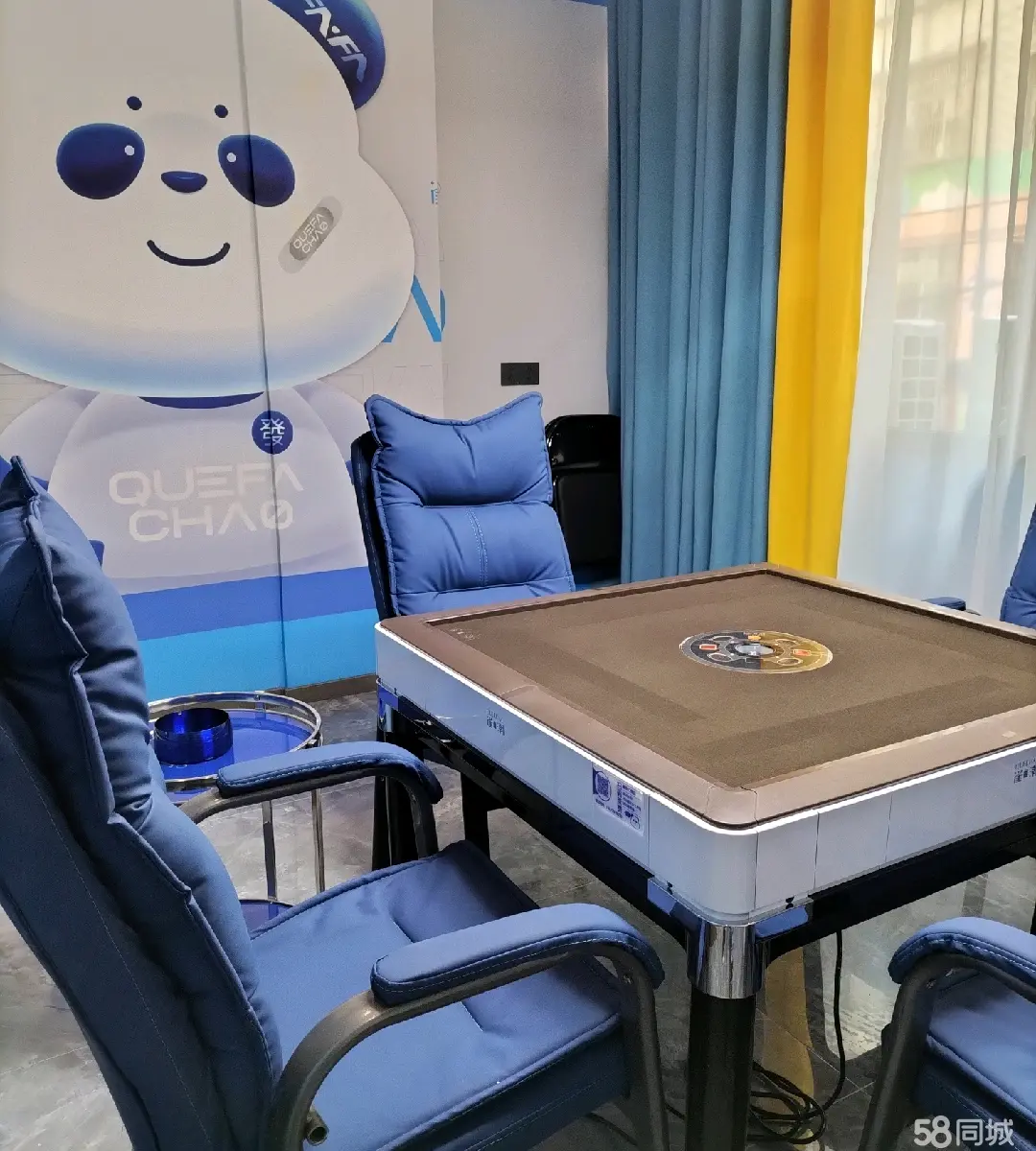 (转让)雀发潮棋牌8个包厢房