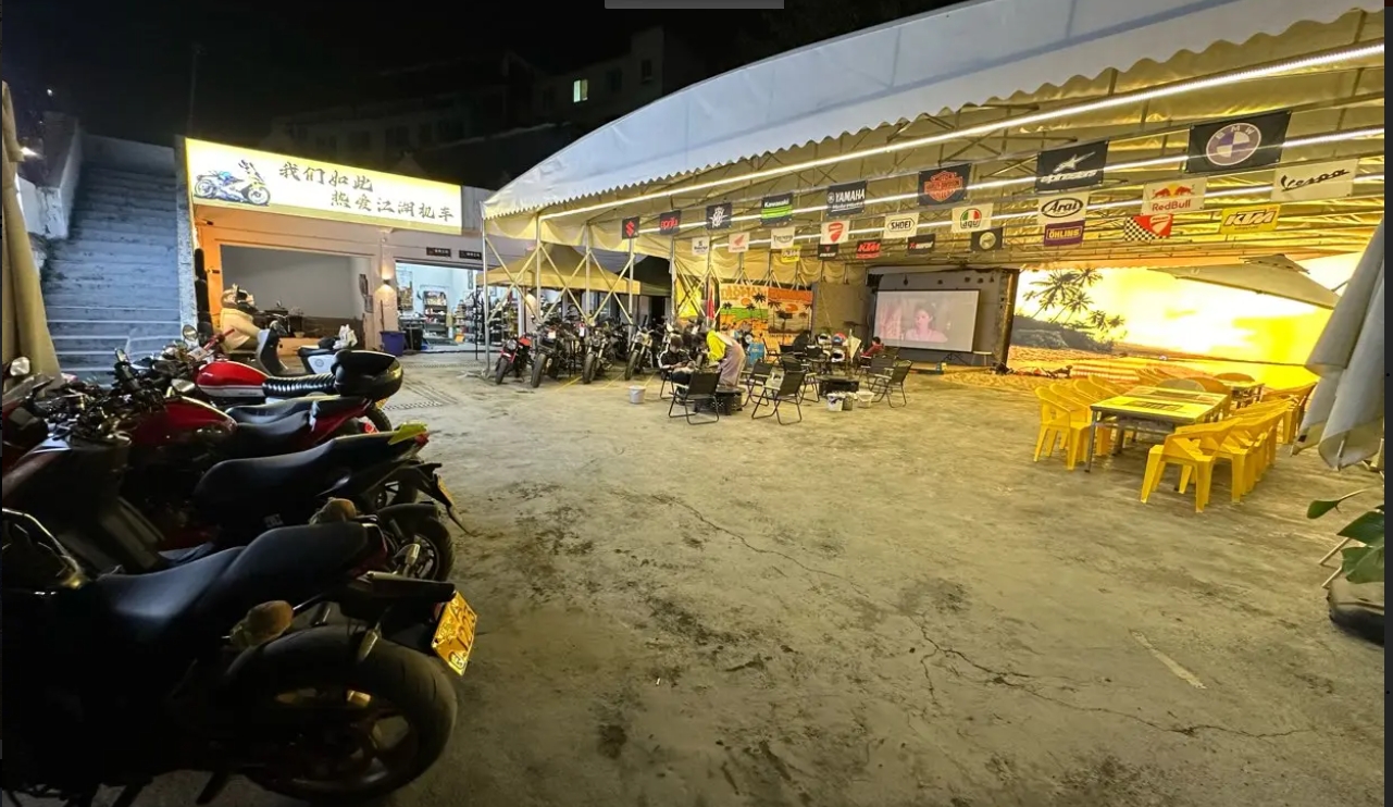(转让)室外露天风格小院，可做餐饮，酒吧，咖啡馆，打卡地
