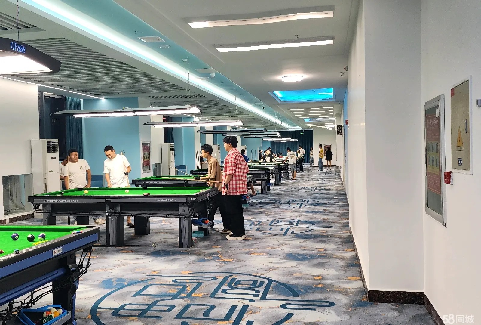 （转让）临君阁台球，接手即可经营，店内所有都为转让内容。非诚勿扰