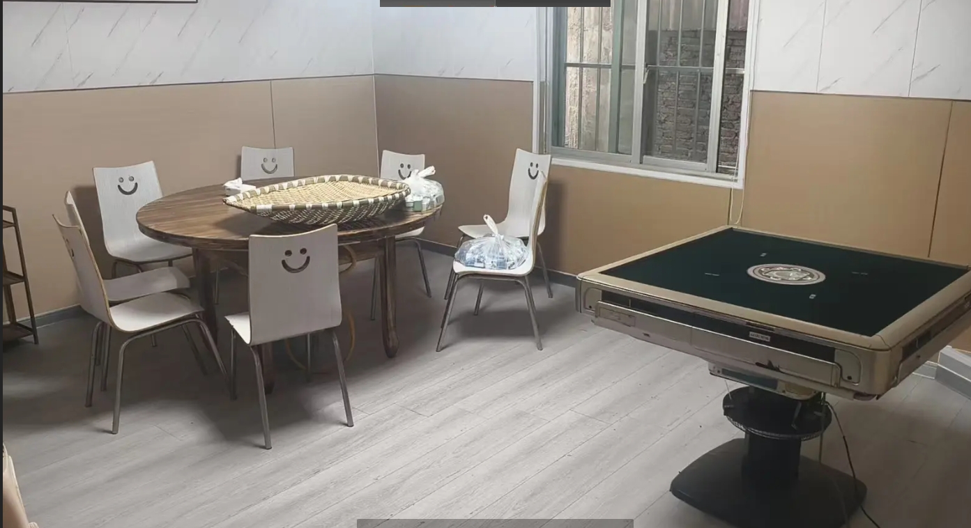 (转让)仁怀国贸旁边，餐饮店转让