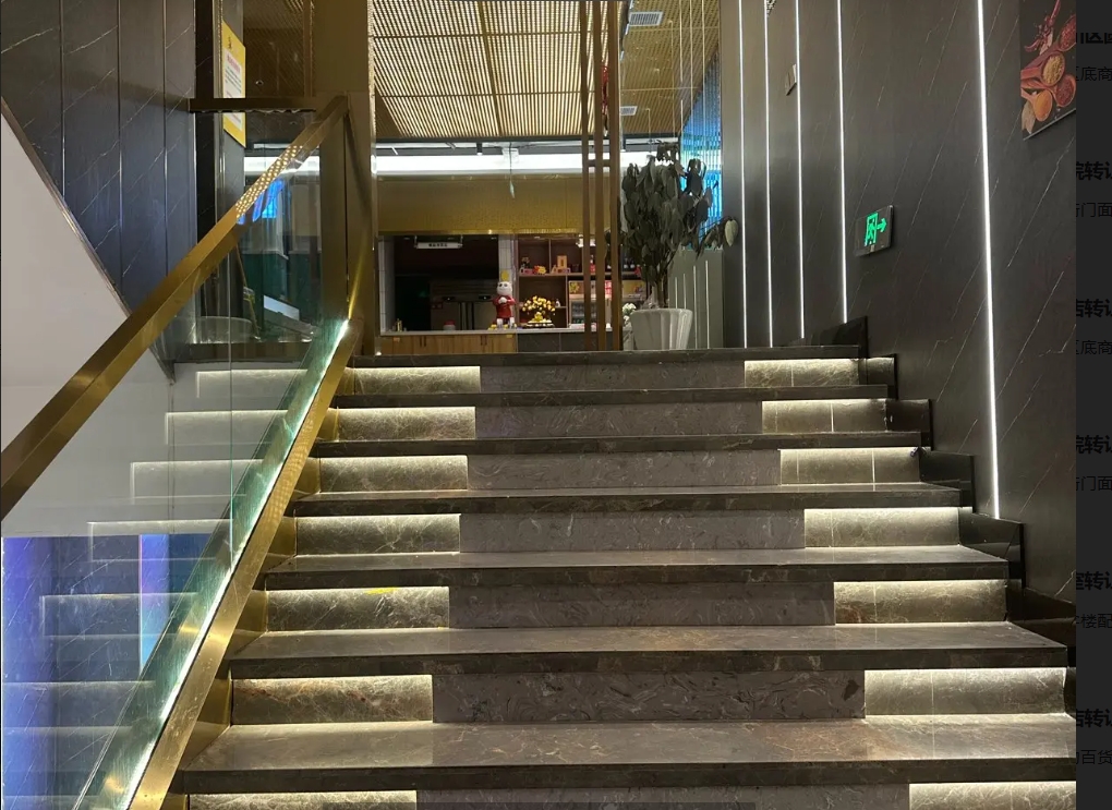 (转让)苏州路商圈临街店铺，有包房