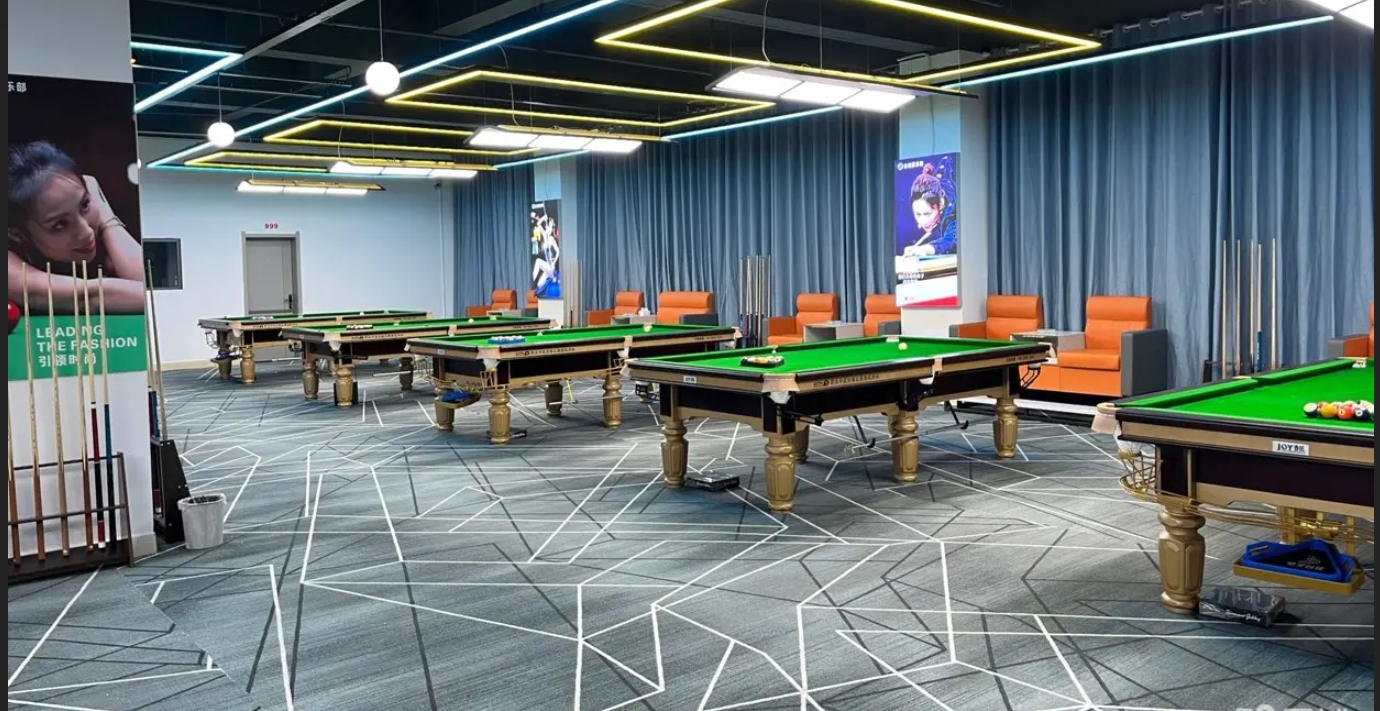 (转让)房租便宜，包含三间棋牌室，装修完善。