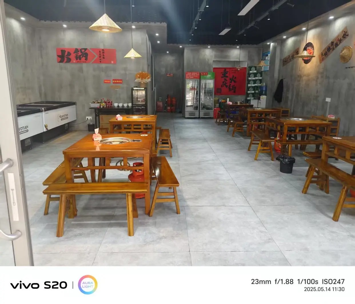 (转让)带外摆门店转让，周边都是餐饮