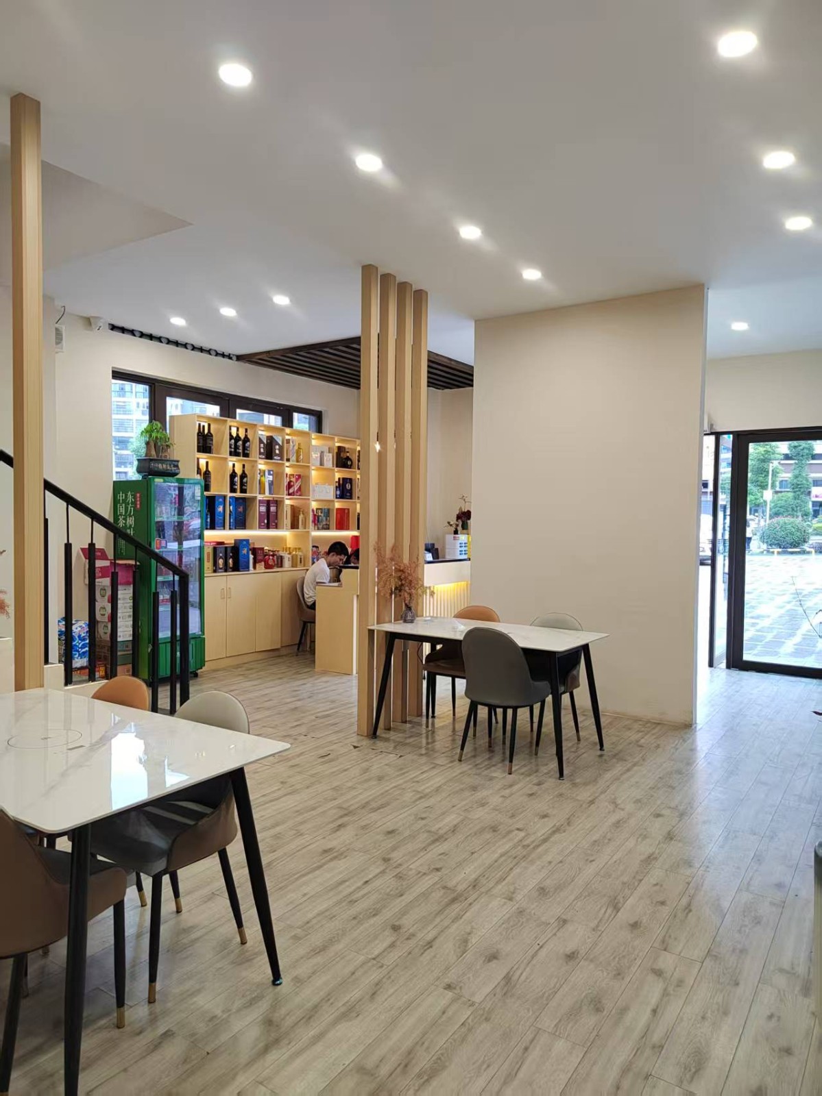 绥阳林达美食街餐饮店转让