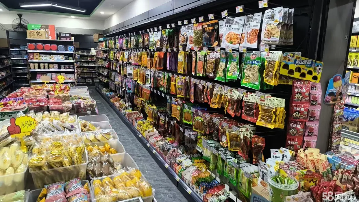 （转让小区外临街店铺出行便利