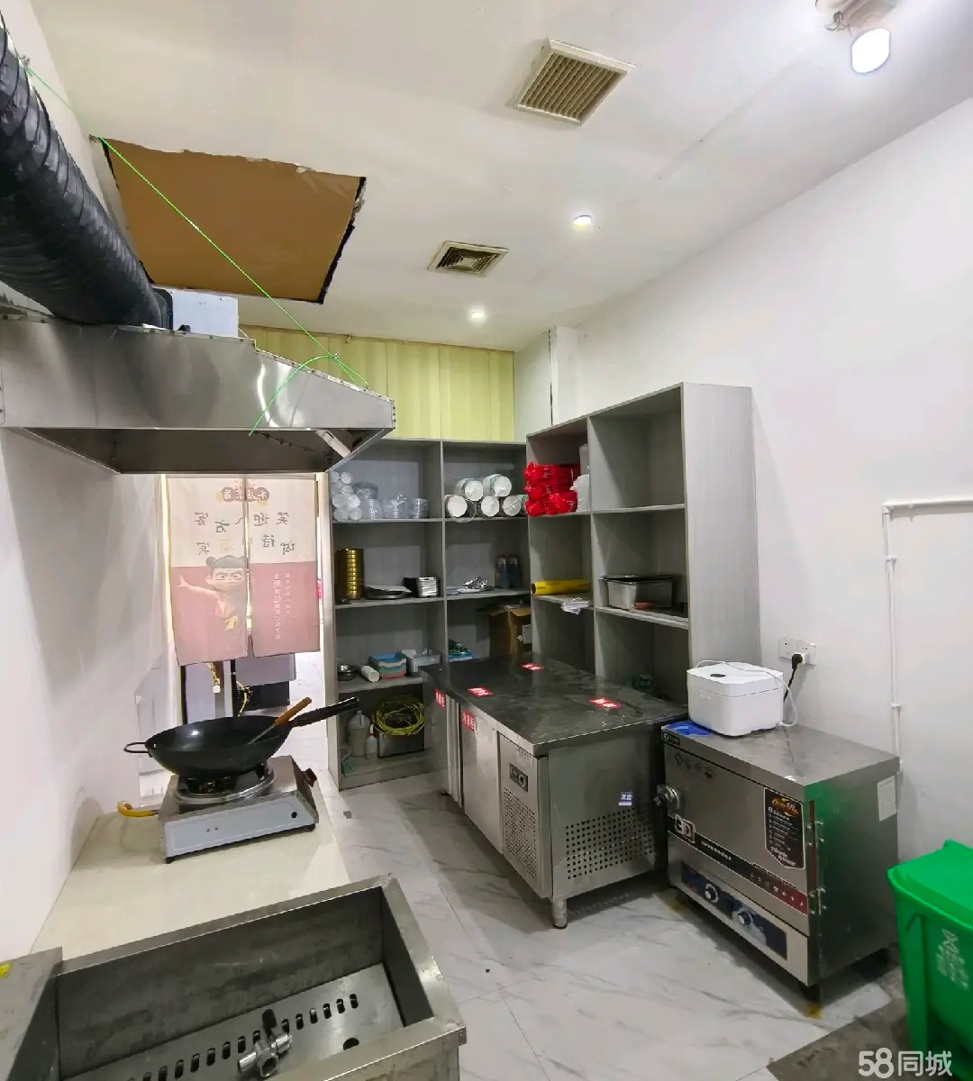 （转让沿街商铺学生人群，配套齐全接受可营业