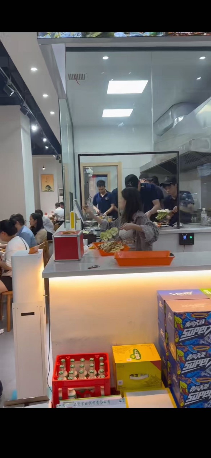 仁怀酒城大酒店旁边宵夜店转让