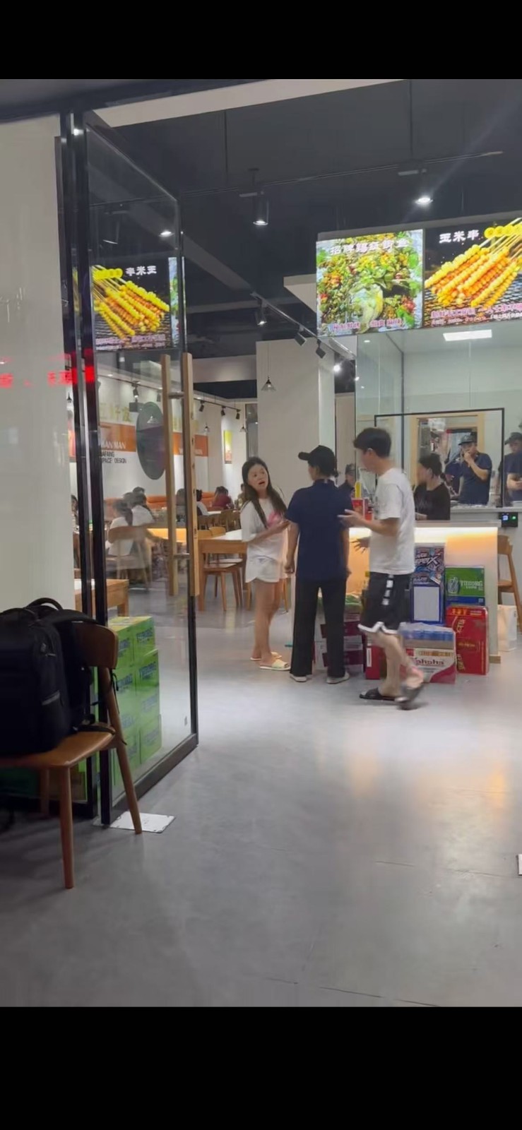 仁怀酒城大酒店旁边宵夜店转让