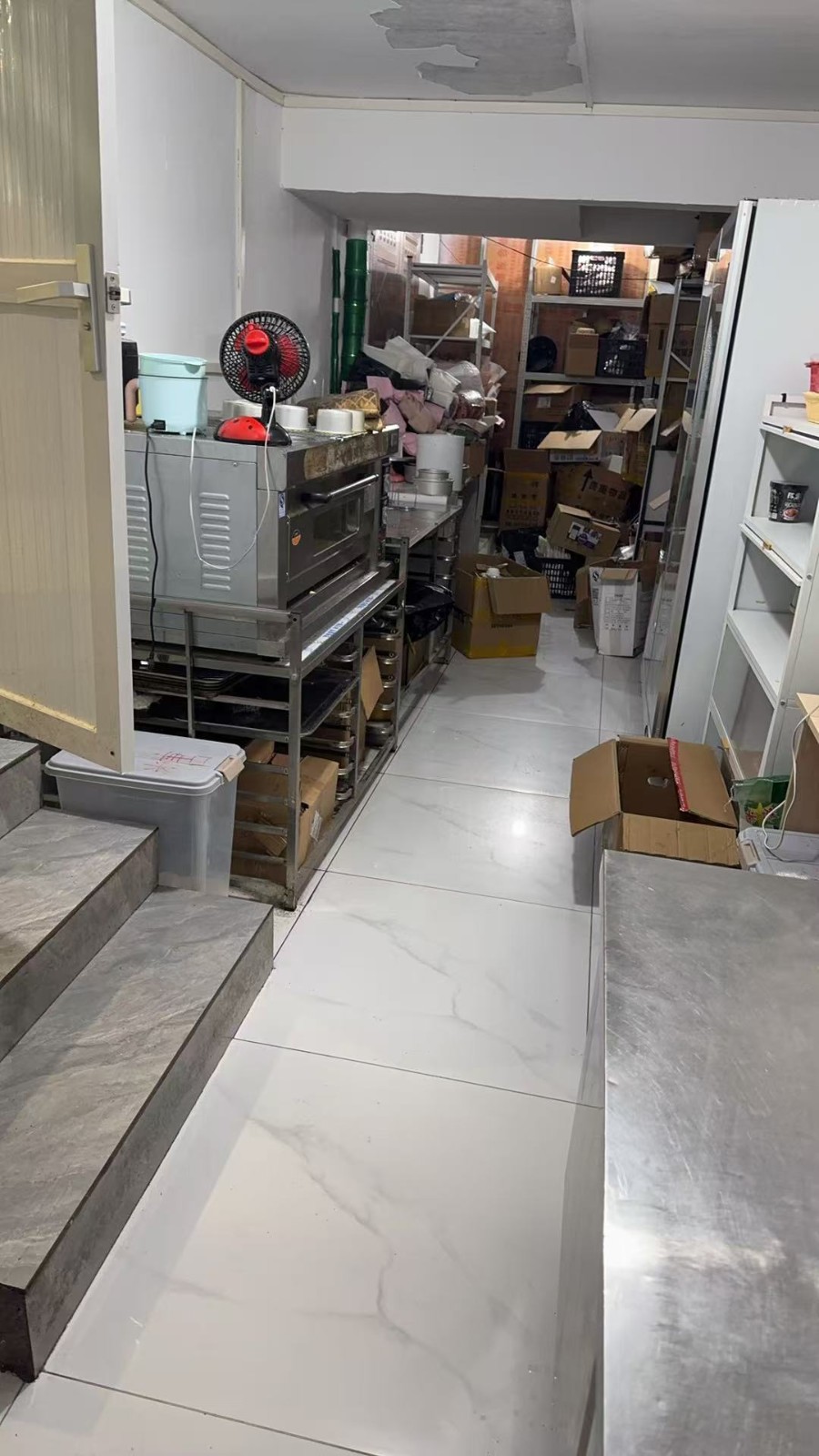 仁怀2转盘蛋糕店带花店整体转让