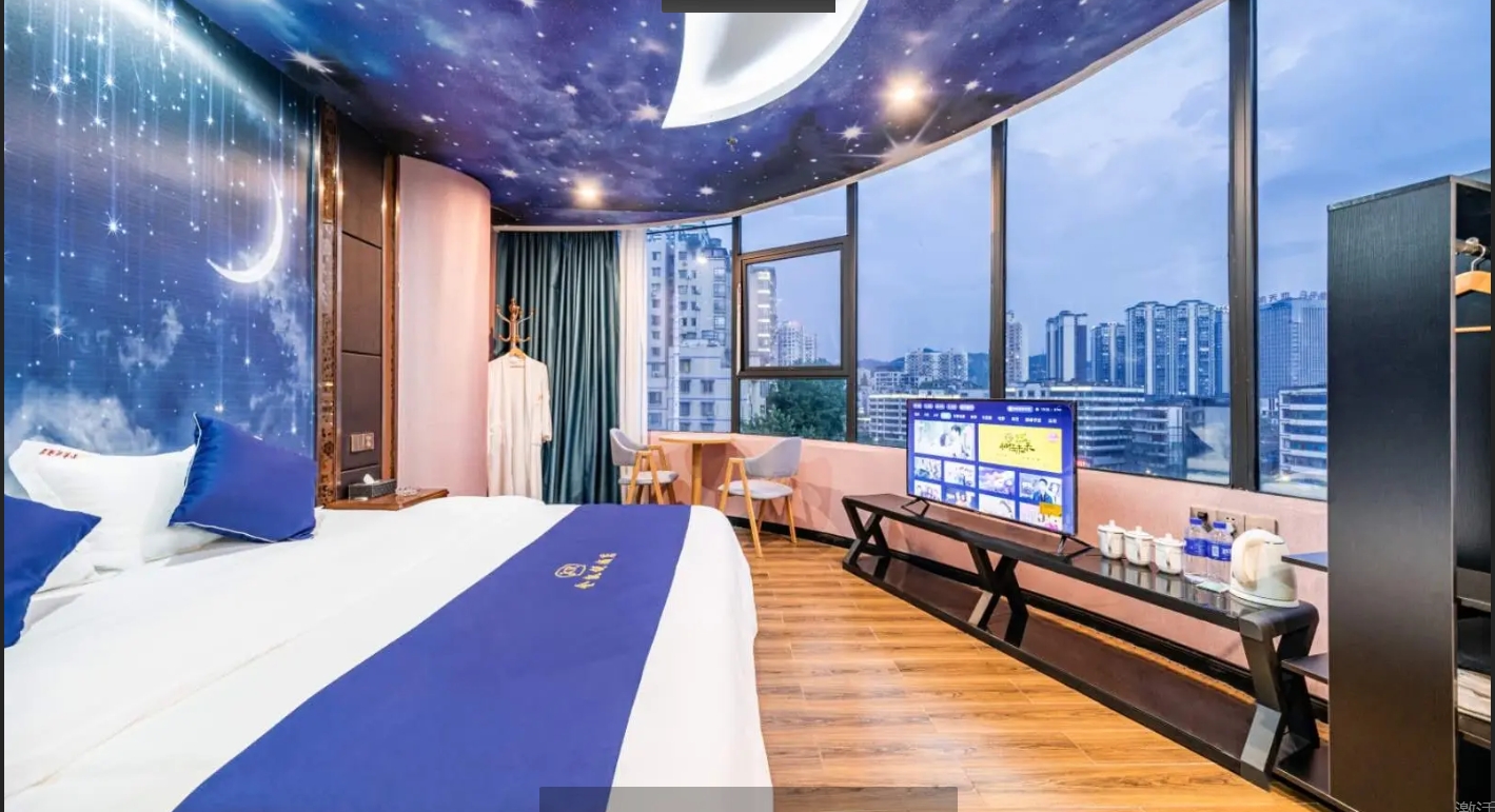 (转让)上海路成熟酒店转让，配置全，地段好、口碑佳。