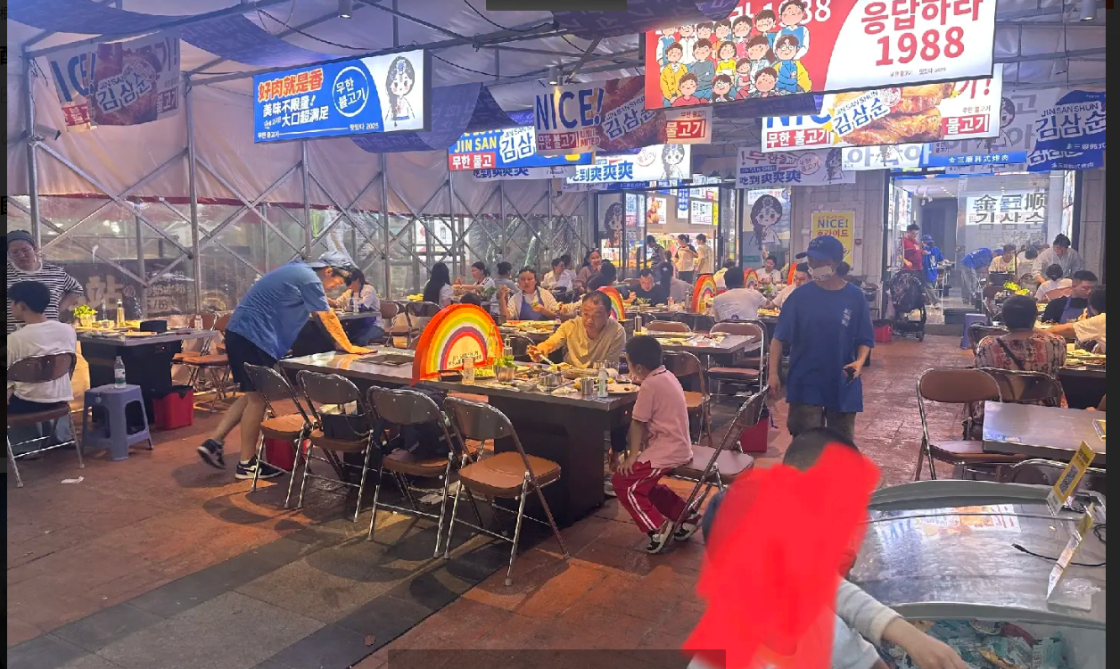 (转让)位置直很好。喜欢餐饮的朋友欢迎来看店