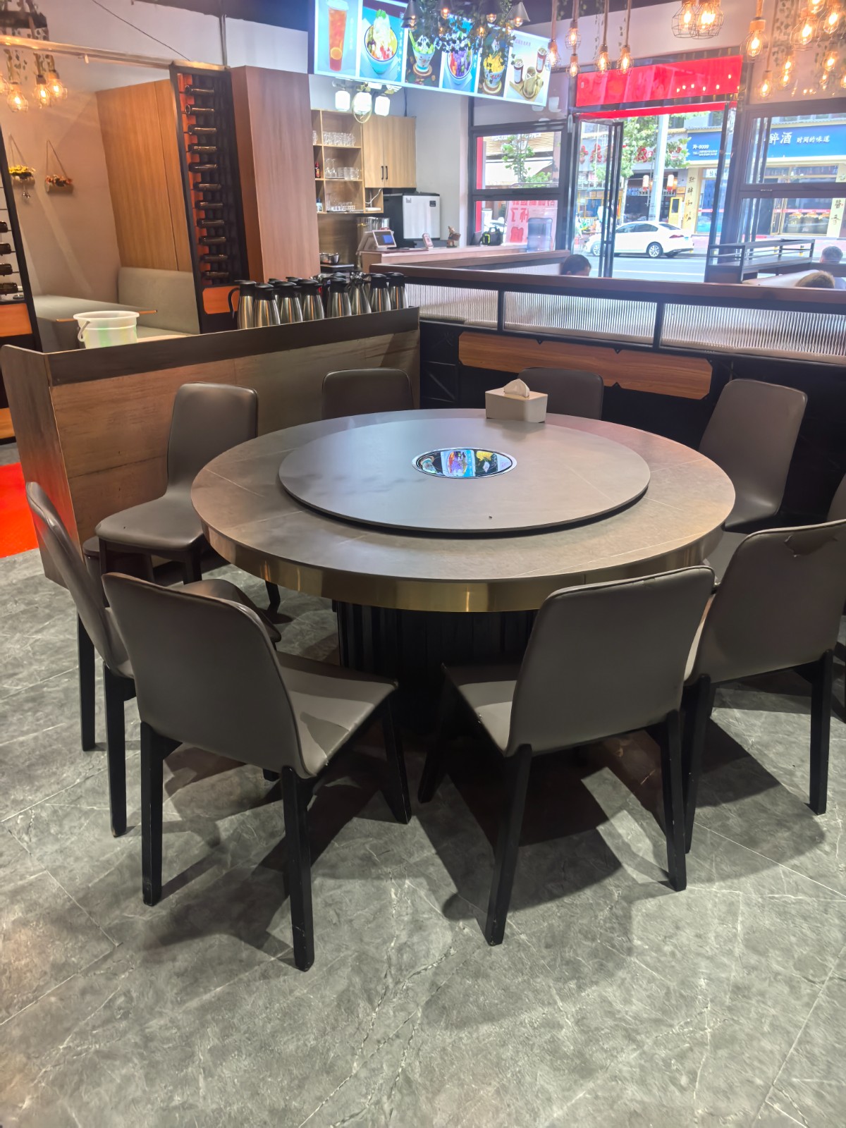 仁怀餐饮一条街大门头餐馆整体打包转让
