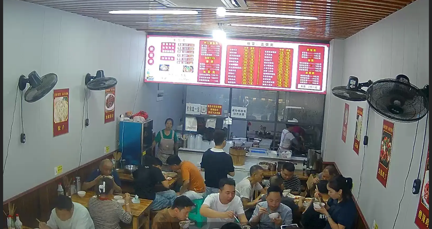 (转让)本店装修设备齐全，临街大道