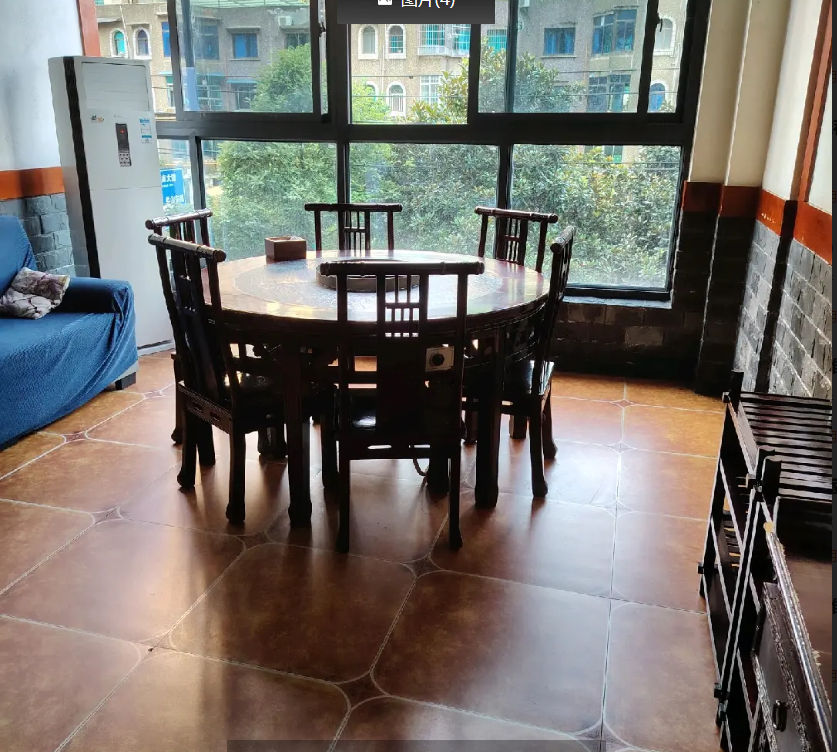 (转让) 做餐饮火锅的，进店就能营业，消防设备空调等都有