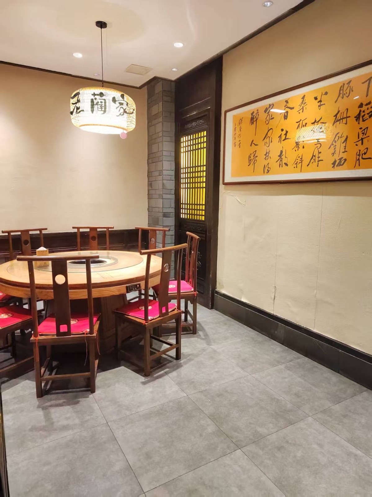 仁怀四转盘临街餐饮店旺铺转让