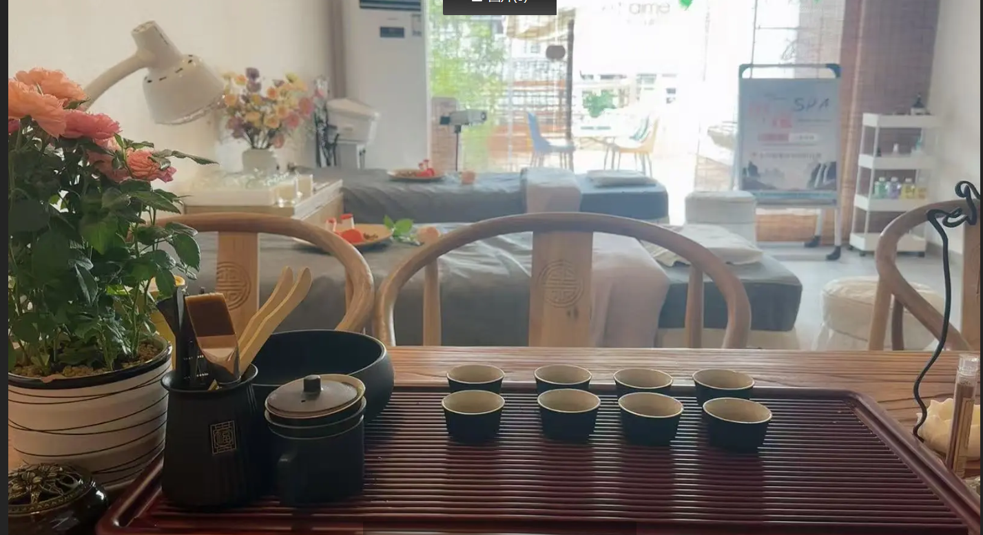 (转让)4.8万转让费里包含了一年的房租和3000的押金。