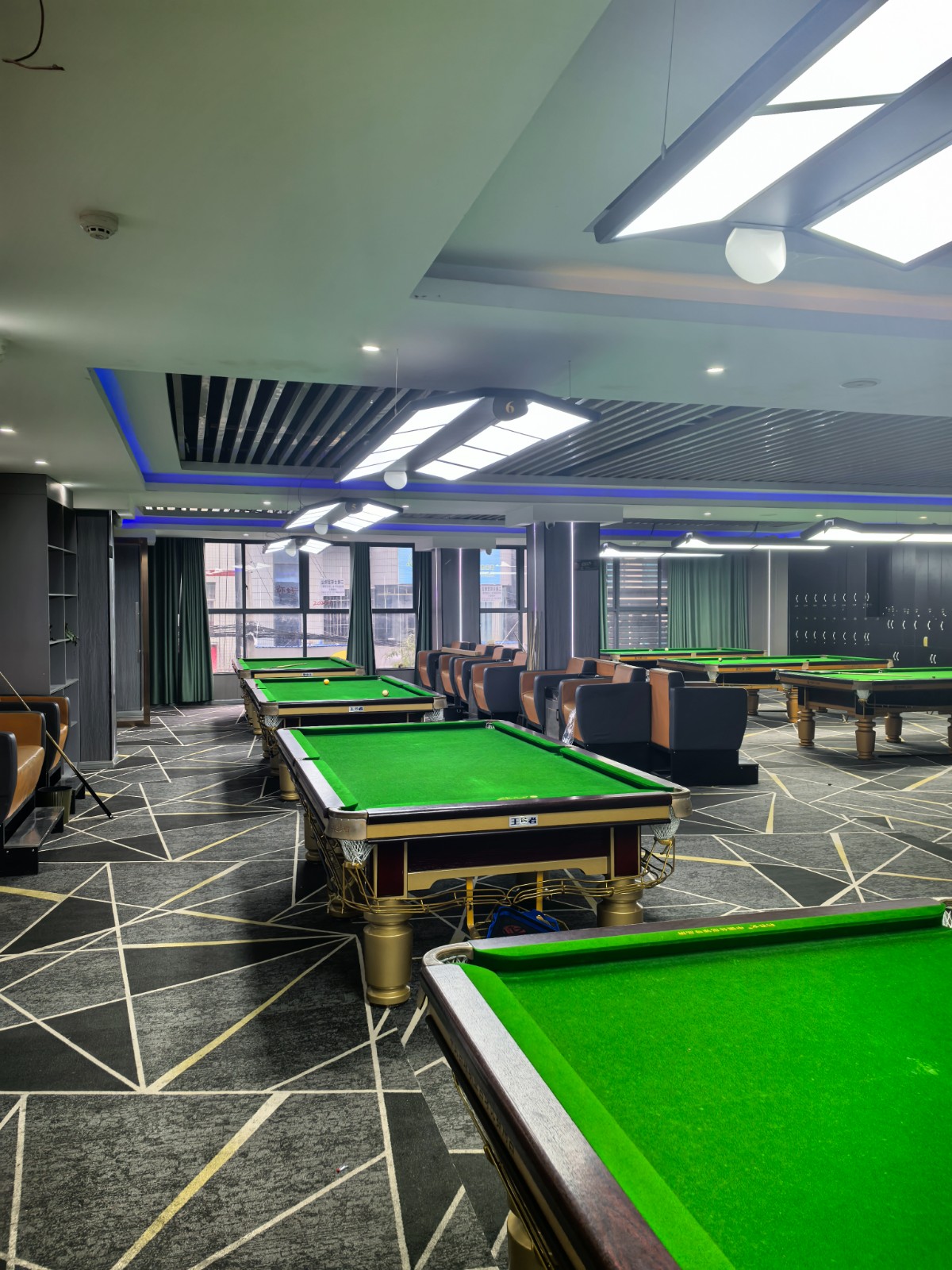 仁怀符阳路285号 台球室转让（其他行业可出租）