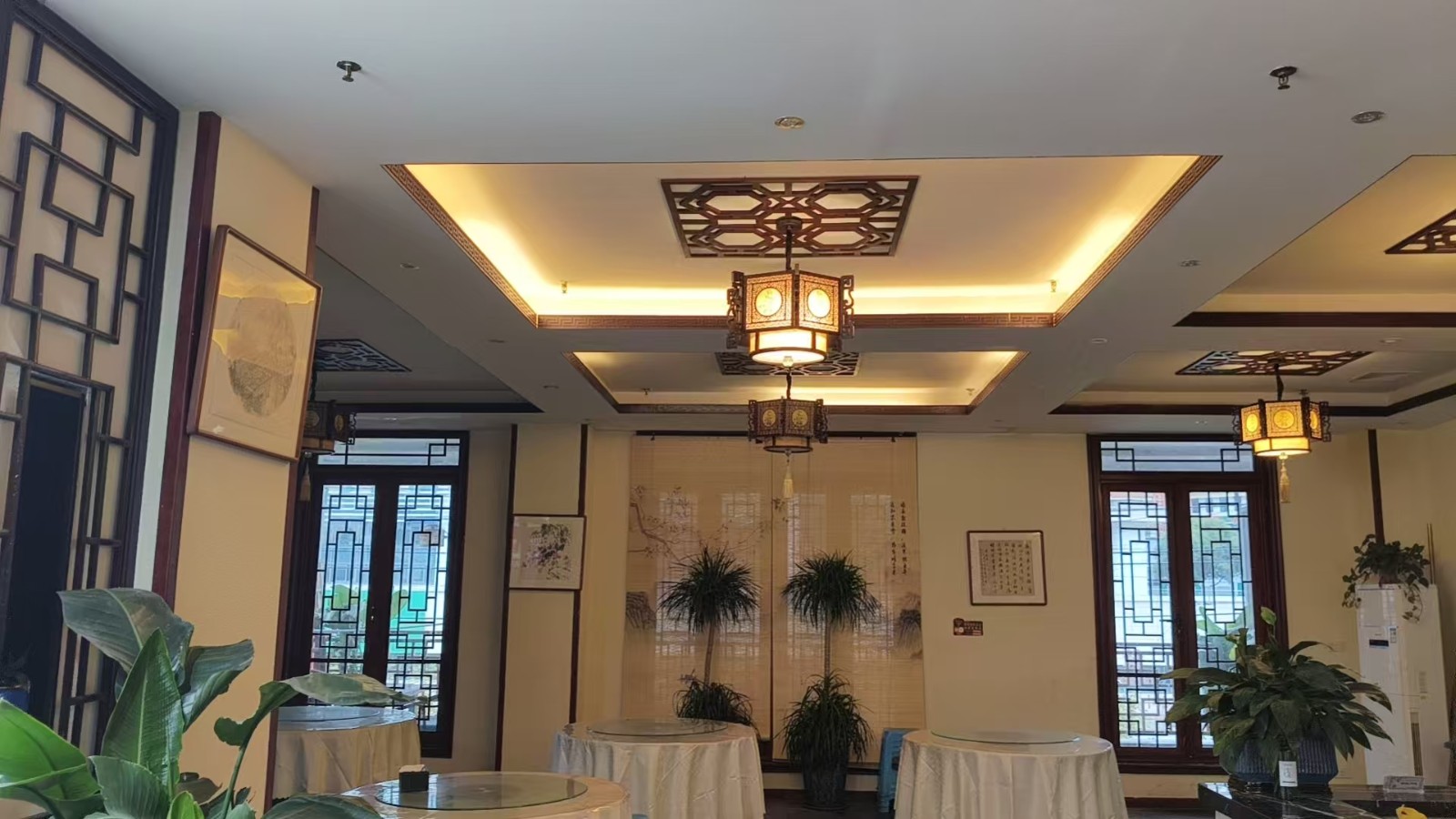 南白中心地段私房菜整体转让