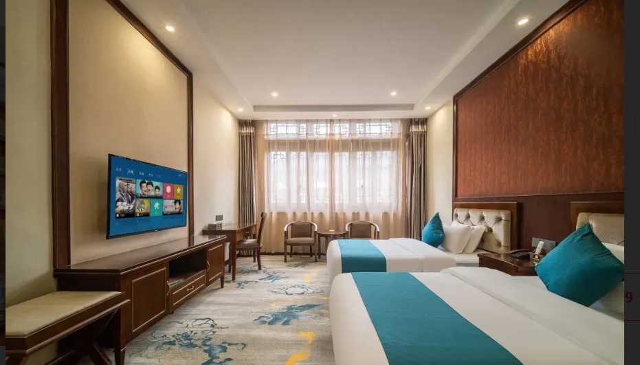 茅台镇新厂大门酱王大酒店转让