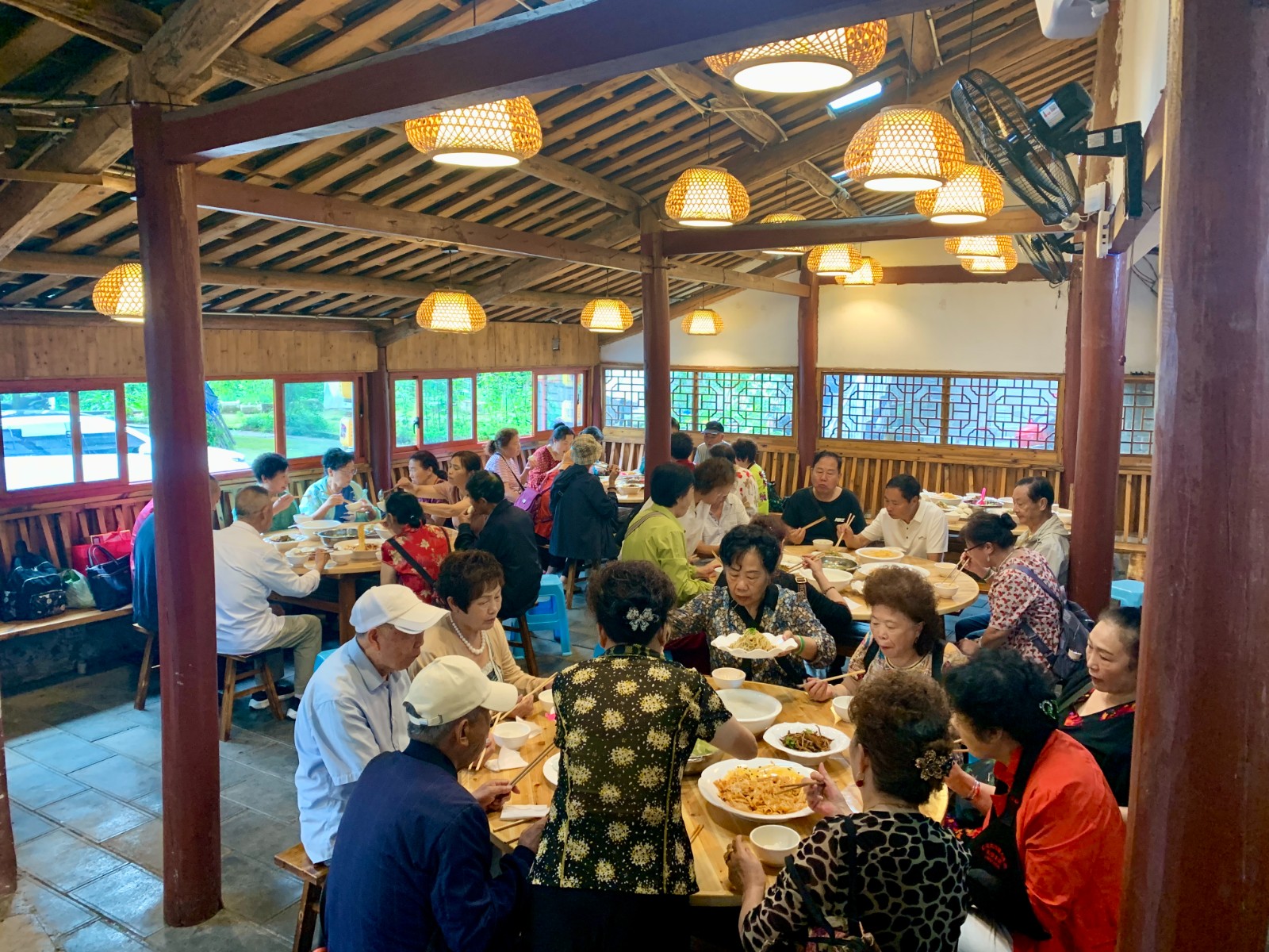 汇川区高桥经营十年私房菜转让