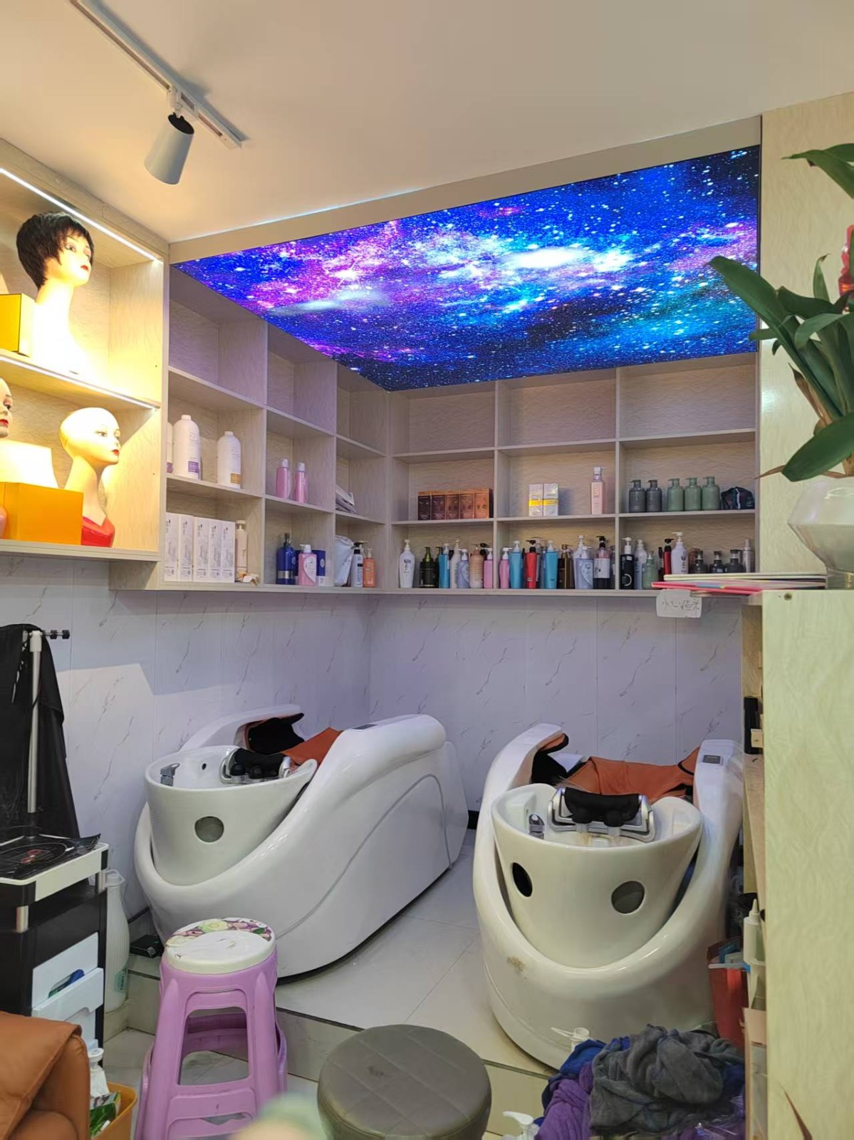 遵义红花岗超市旁美发店转让可空转