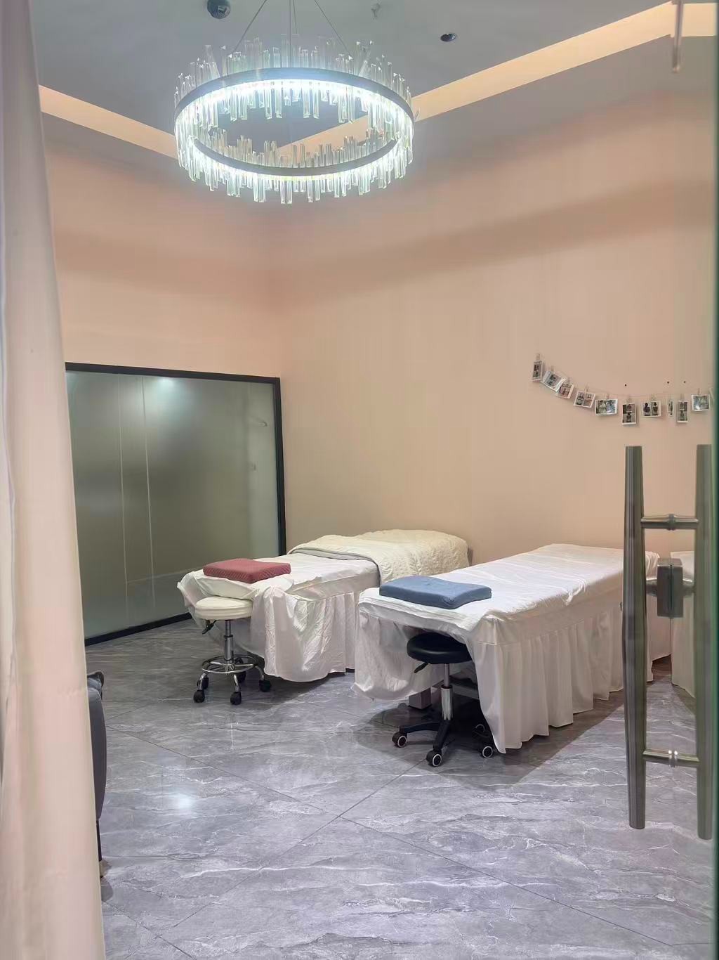 仁怀国贸精装美容店转让