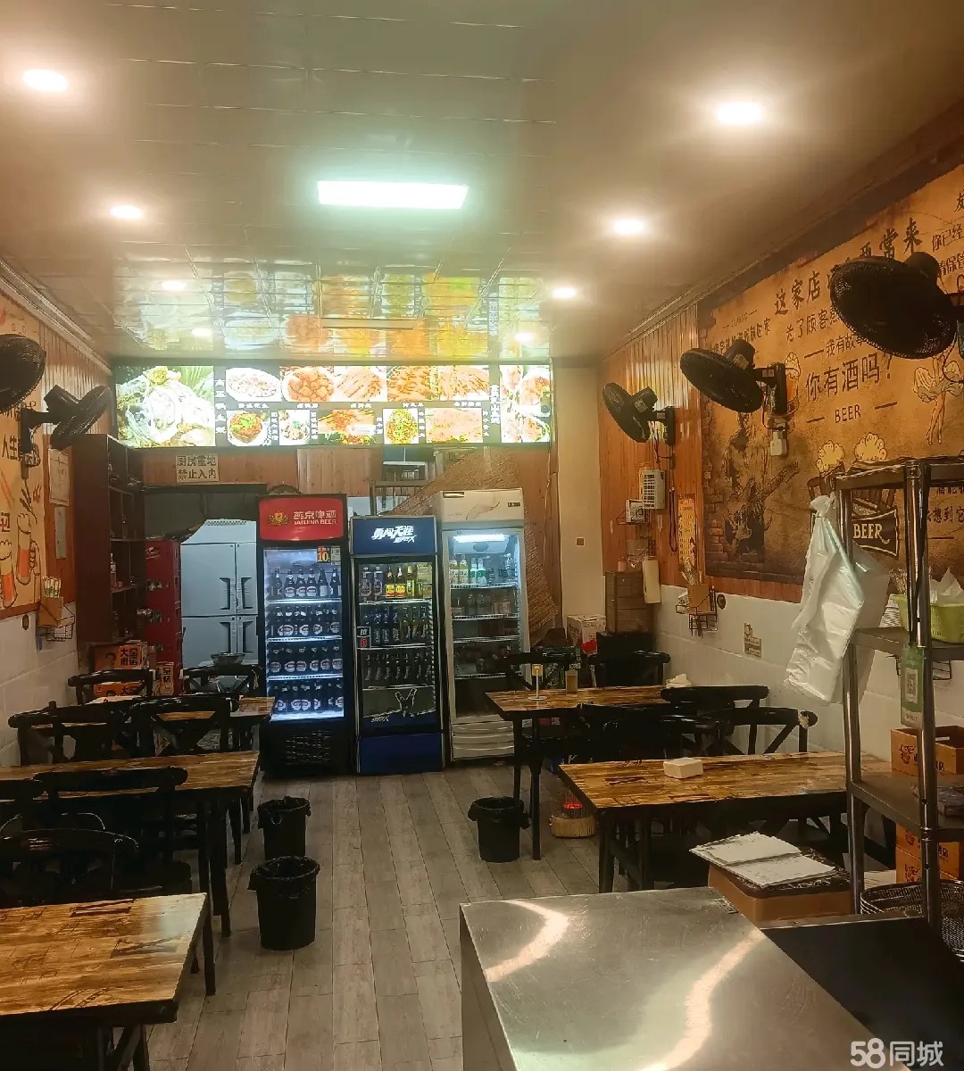 （转让）烧烤烤串店周边有商圈和几个小区