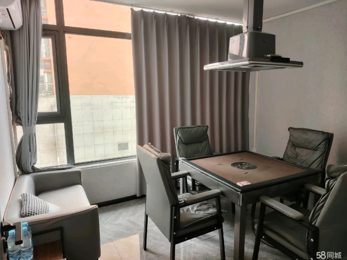 (转让)24小时自助棋牌室及手机店转让