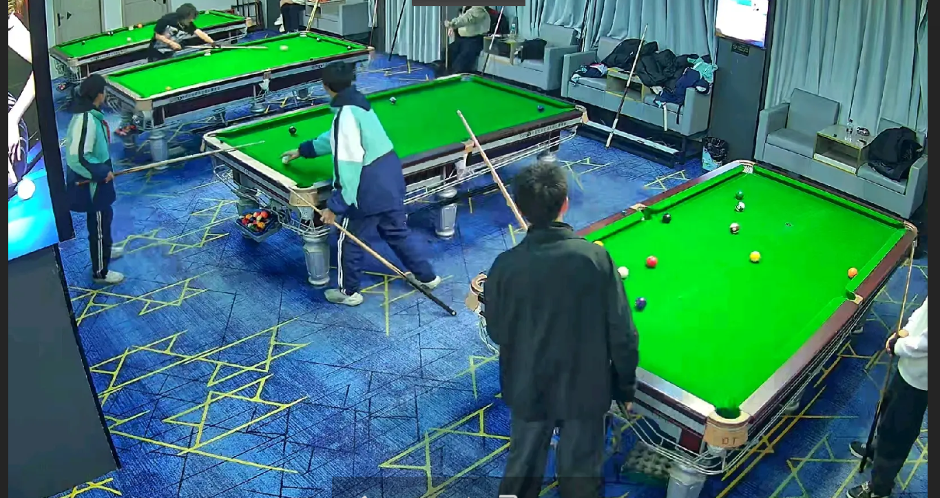 (转让)台球室转让有稳定客源，位置优越，招视性好，