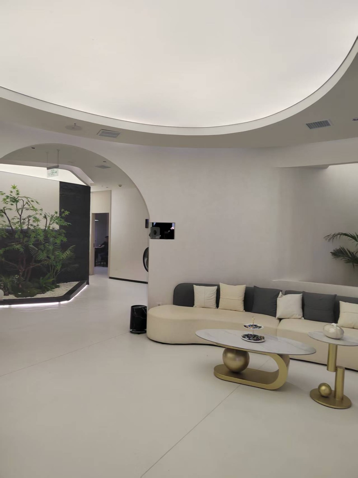 仁怀方圆荟天街头疗店带客源整体转让