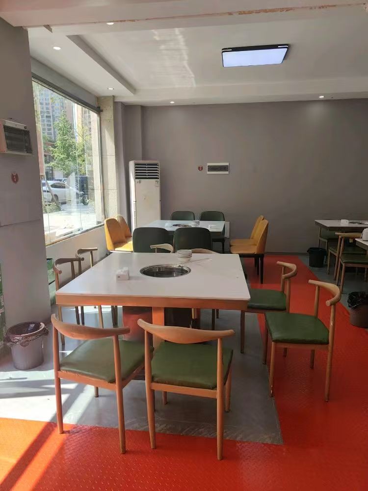 习水临街门面大门头铜锅牛肉转让