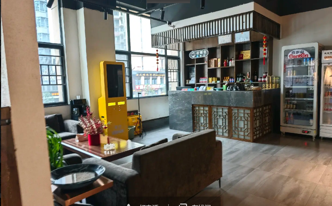 (转让)房子有500平米，景湖公园二期二楼。