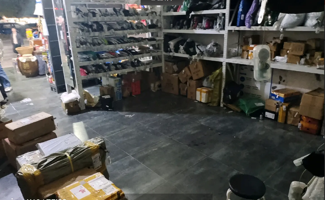 (转让)房租便宜，周边只有这一个烟证