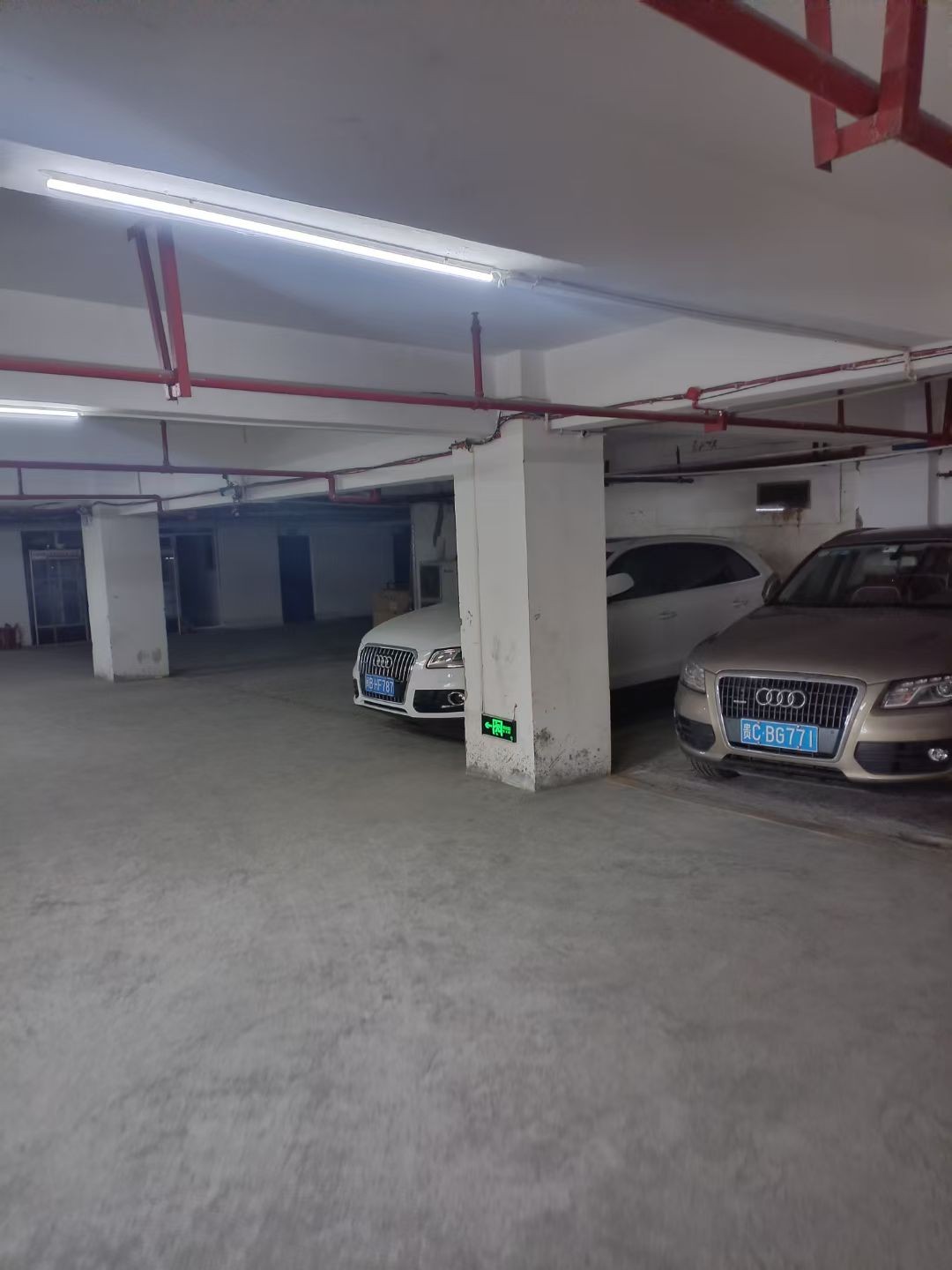 仁怀三转盘十字路口旁独栋门面出租