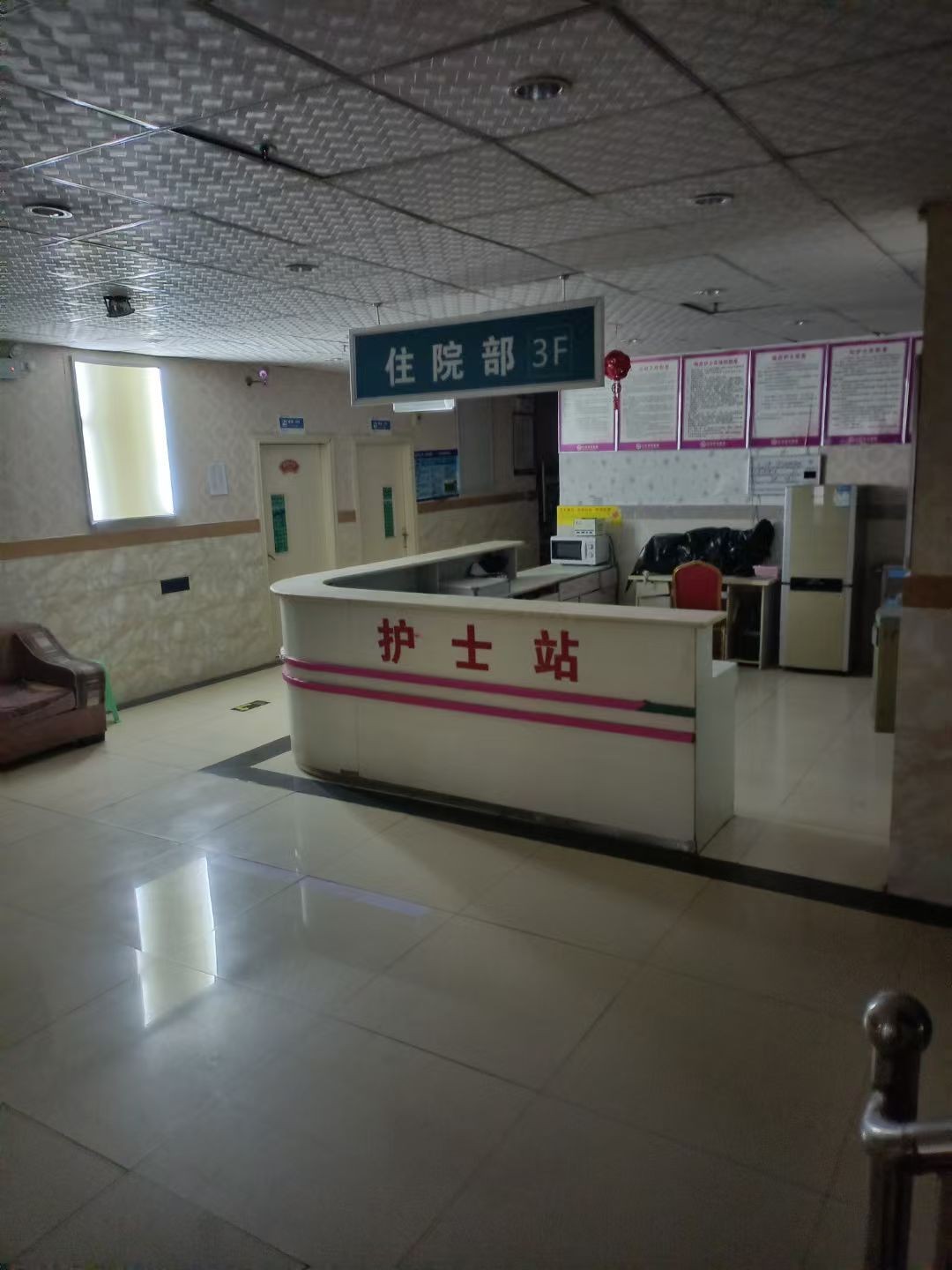 仁怀三转盘十字路口旁独栋门面出租