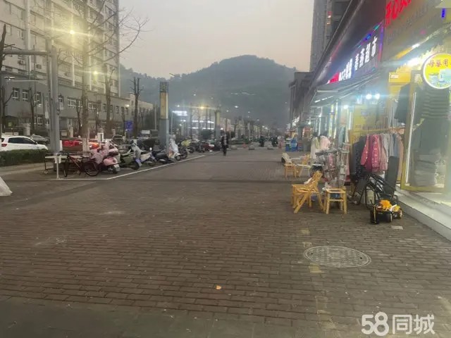 （转让因家中有事，低价转让，可教瓦罐，黄焖鸡