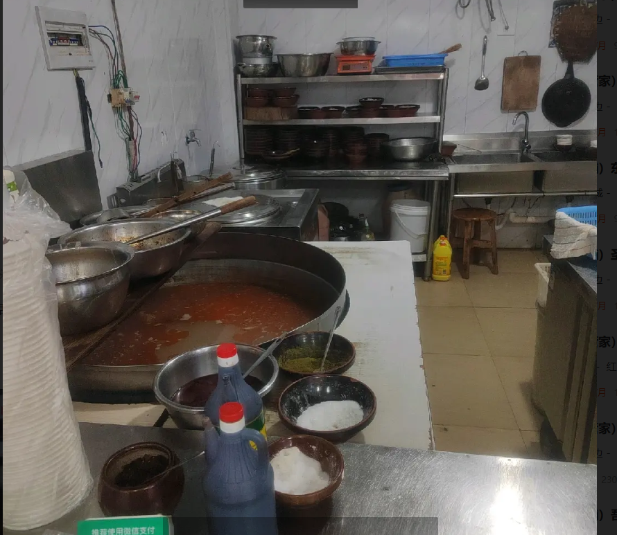 (转让)该门面紧挨市医院，客流量大，人流可查，房租合适